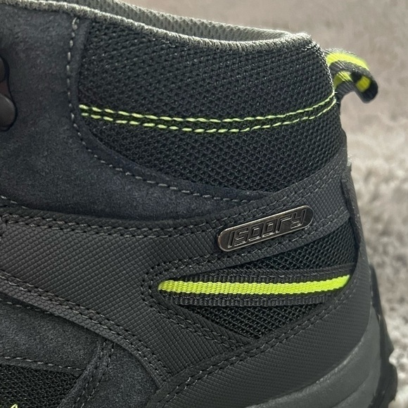 Mountain Warehouse Winter Hiking Boots, Youth Boy’s Size 4Y, GUC - Picture 5 of 11